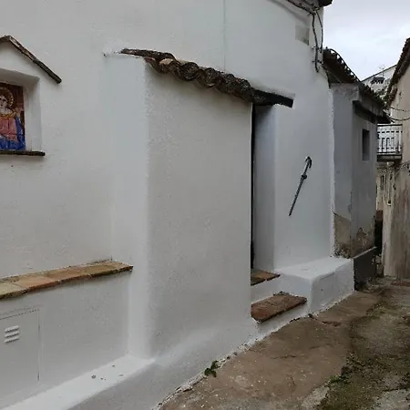 Le Nel Borgo * Crucoli
