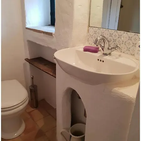 Le Nel Borgo * Crucoli