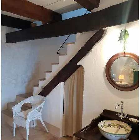 Le Nel Borgo * Crucoli